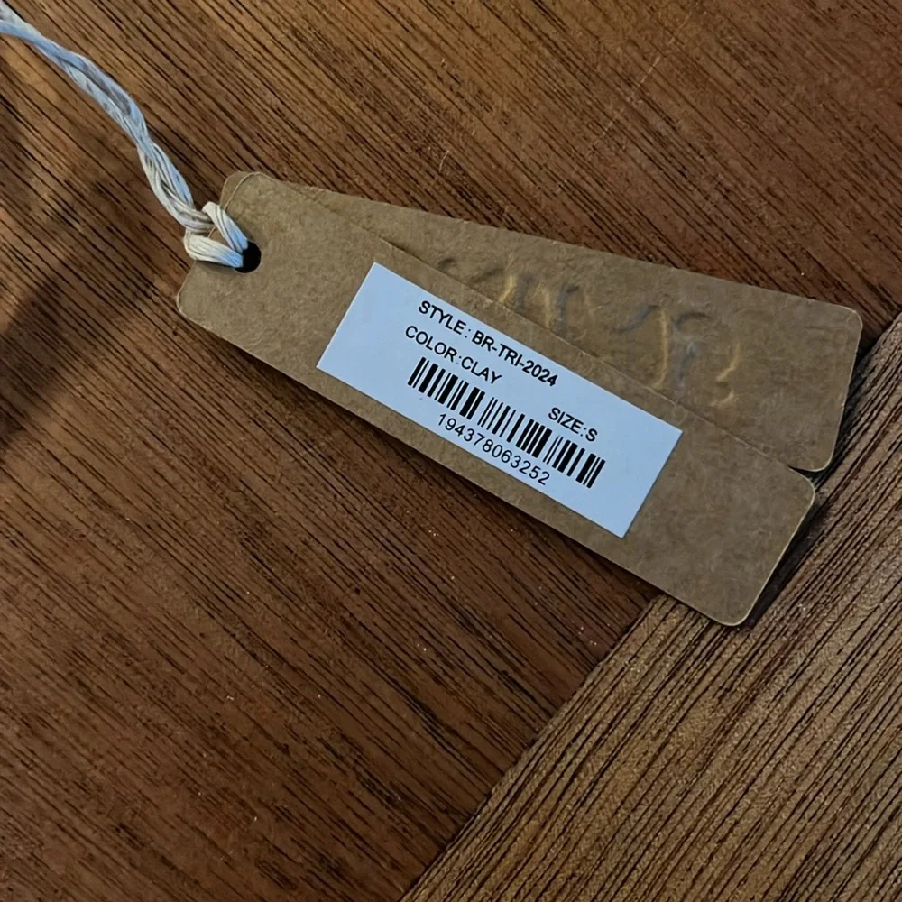 NWT Skims Fits Everybody Triangle Bralette Small - Picture 2 of 4